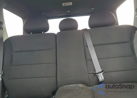 2009 Ford Escape Xlt z USA, uszkodzony, nr VIN 1FMCU03G39KD04012